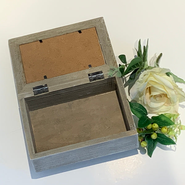 Wooden Memory Box, Keepsake Box, Memories Box with Photo. Personalised Gift Box. Memory/Keepsake Wooden Box, Size 17 cm x 12 cm, Gift Box