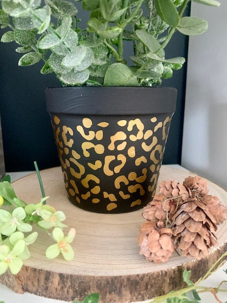 Black and Gold Leopard Print Plant Pot | 13 cm Flower Pot | Stylish Home Decor | Perfect Birthday, Housewarming Gift, Christmas Gift.