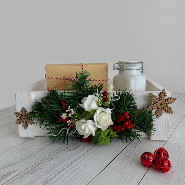 Wooden Box/Crate, Christmas Hamper, Christmas Hamper, Wooden Hamper, Christmas Crate. Christmas Gift Box. 28 cm X 22 cm, Handmade.