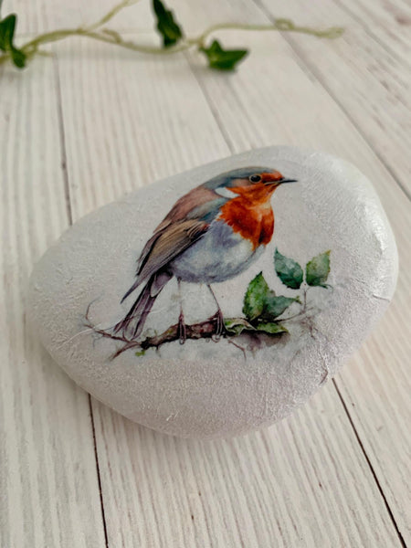 Remembrance Robin Pebble, Memorial Robin Stone, Robin Pebble, Memorial Keepsake Gift, Pebble Gift, Remembrance Gift. Paperweight.