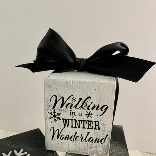 Wooden signs, Christmas Decor, Home Decoration, Christmas Wooden Blocks, Walking in a winter wonderland, Tis the Season, Snowman, Snowflakes