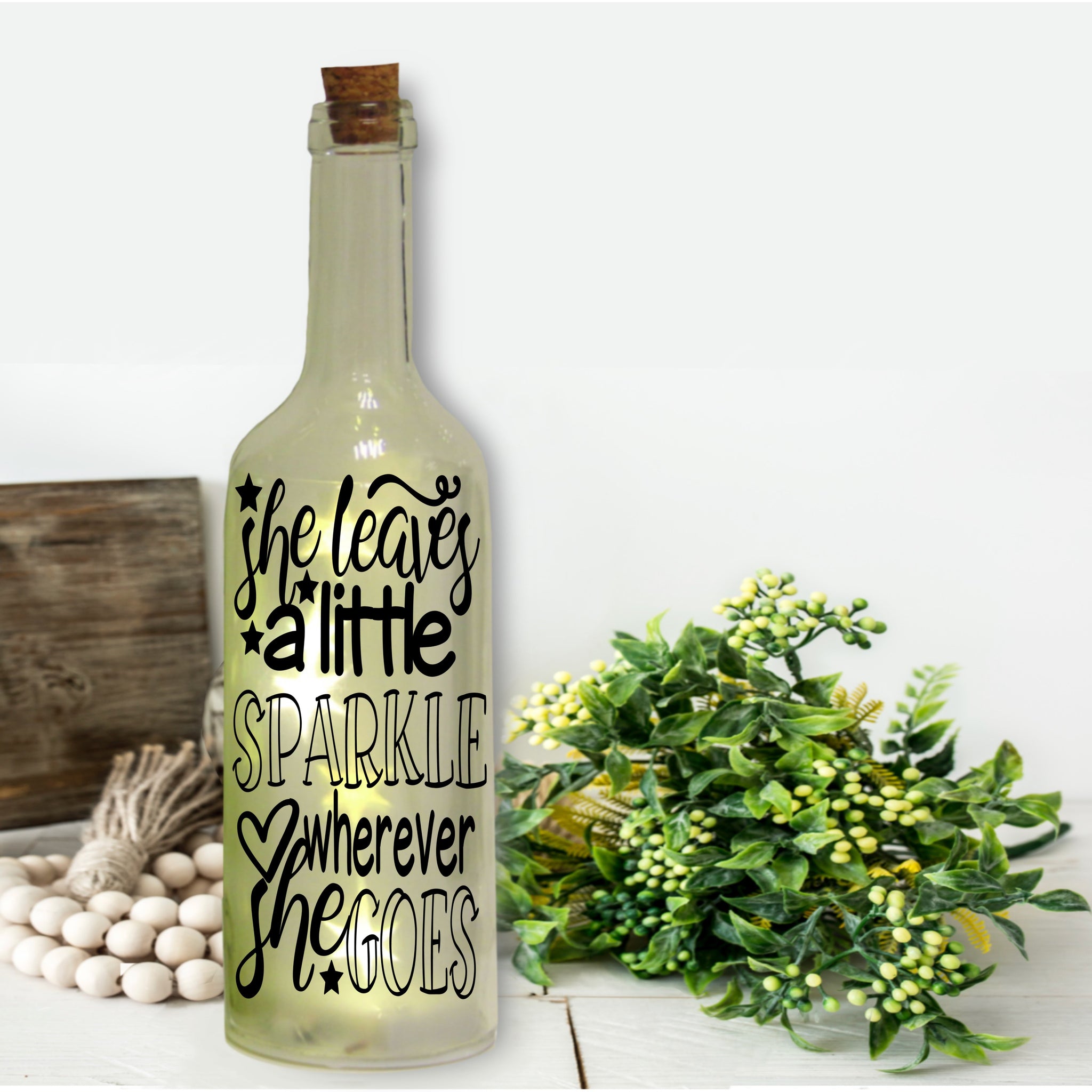 Bottle Sticker | She leaves a little sparkle wherever she goes